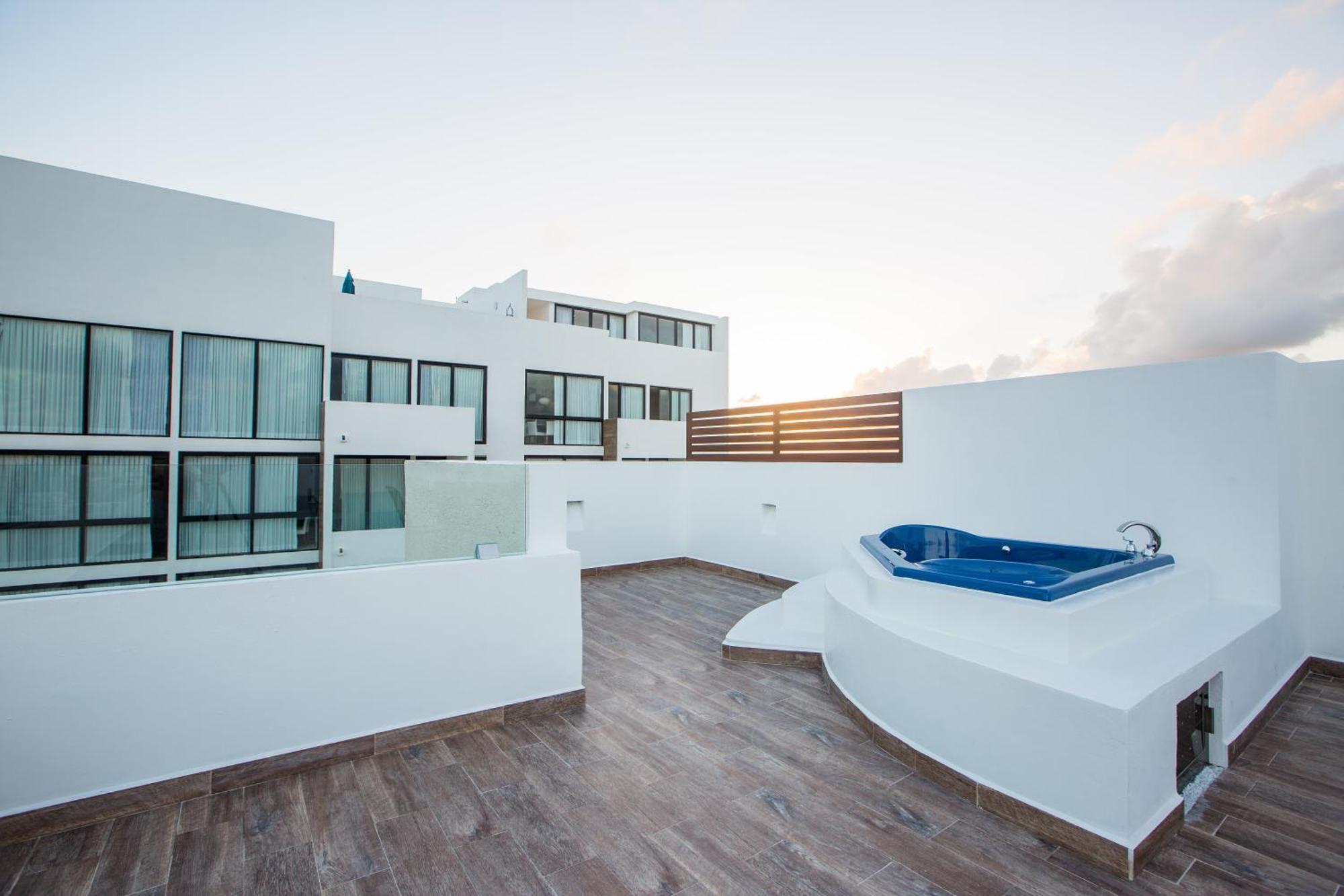 Best Apartments And Penthouses With Jacuzzi Pool In Pdc! Playa del Carmen Exterior photo
